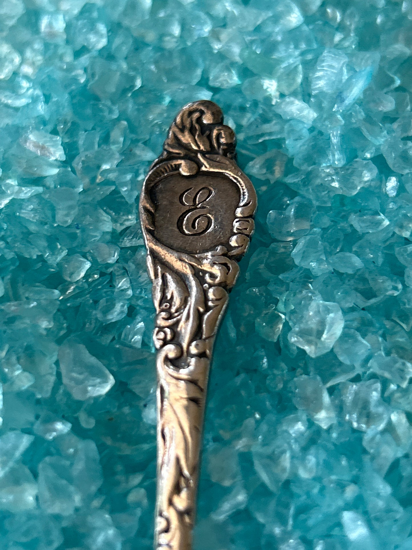 Custom letter ‘E' ring