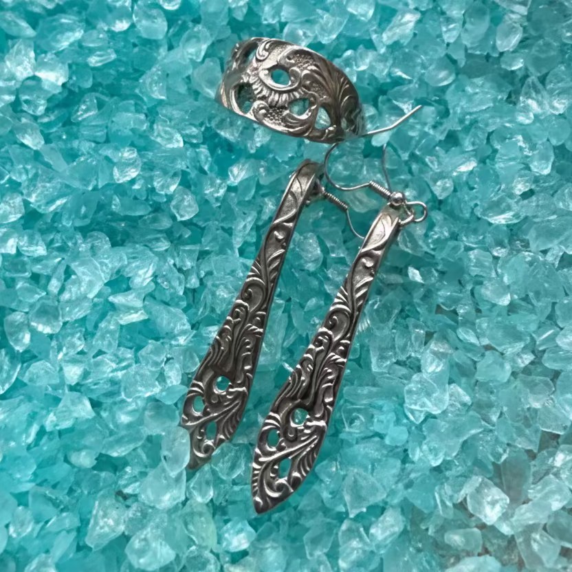 Set ring en oorbellen patroon elegant