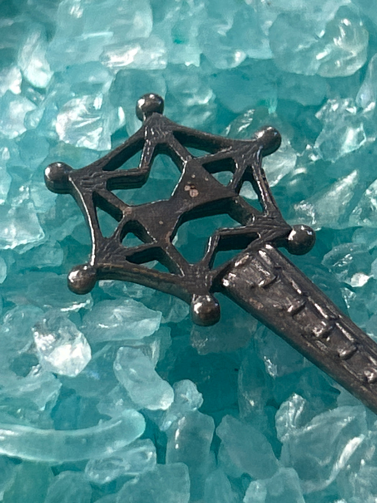 Custom 'web’ ring