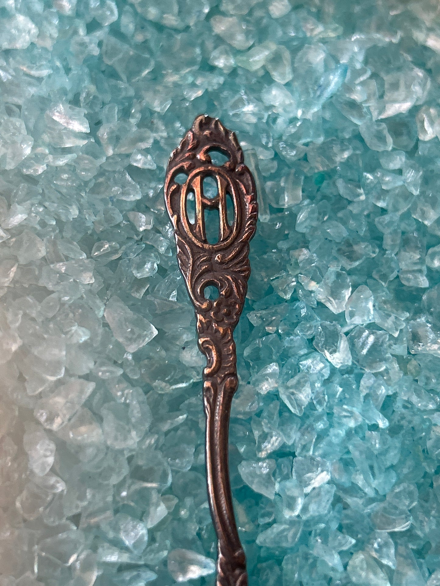 Custom letter ‘H' ring