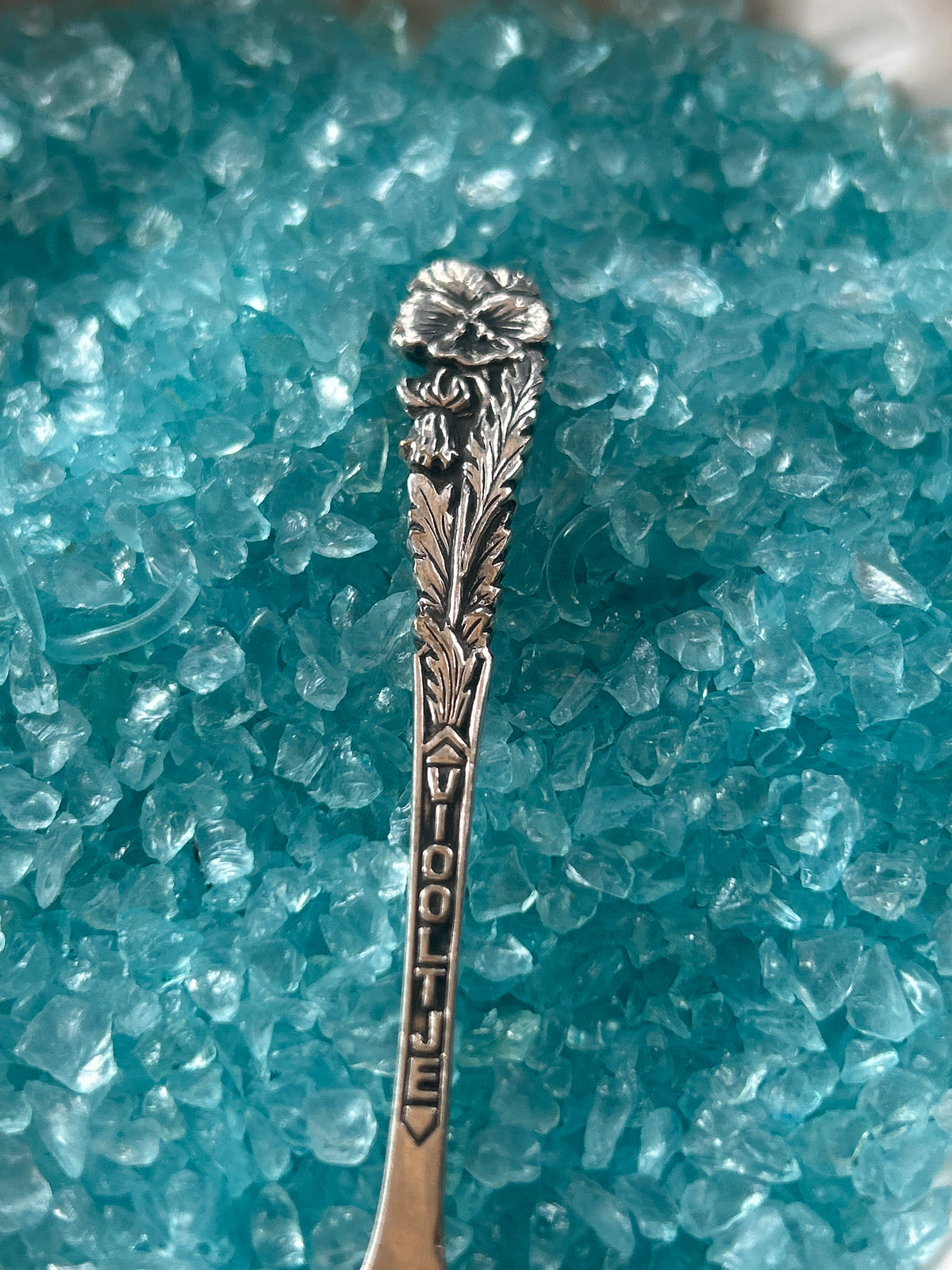 Custom 'viooltjes’ ring
