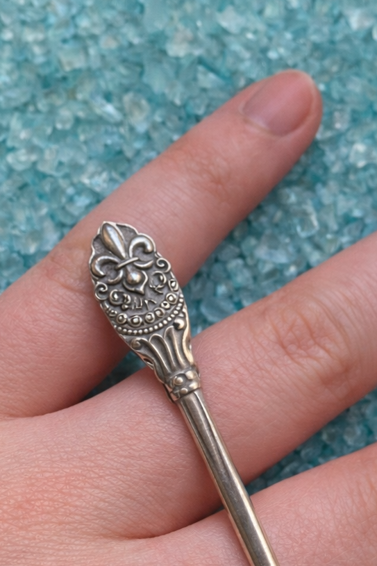 Custom 'lelie' scouting ring