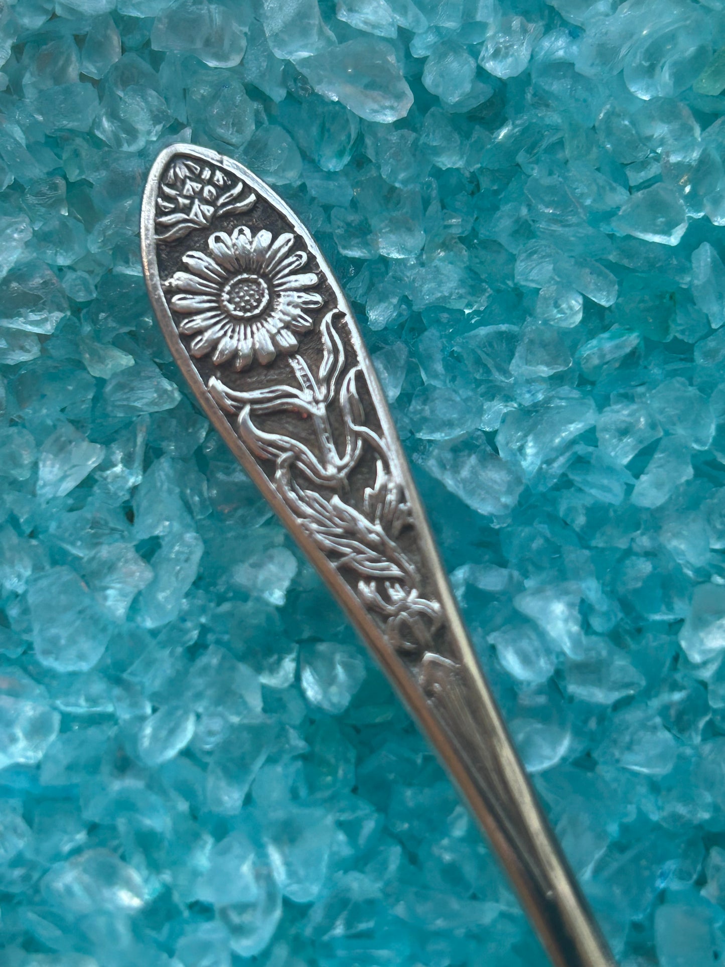 Custom 'Flower Power' bloem ring