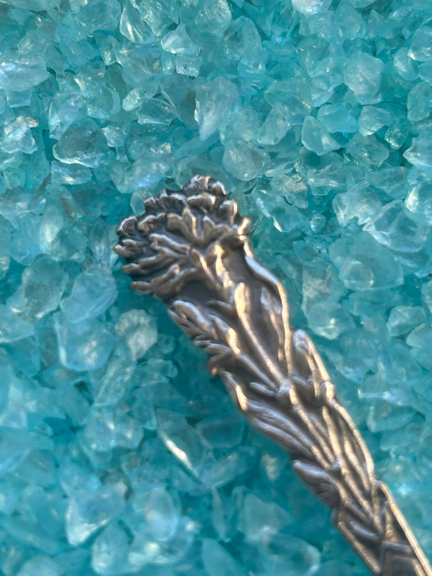 Custom 'anjer' bloem ring