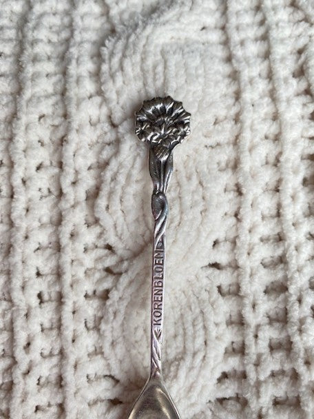 Custom 'korenbloem' ring